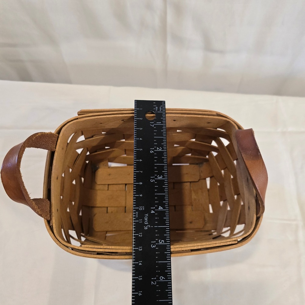 Longaberger Basket Handwoven Dresden OH 1998 Small Woven Basket Leather Handles - Picture 10 of 10